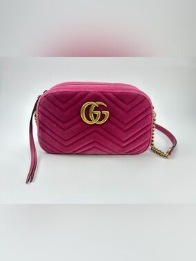 Gucci Marmont Fuchsia Velvet Camera Bag